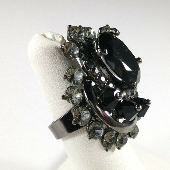 Black Rhinestone Finger Climbing Ring, Gunmetal Gray, Adjustable US Size 7 3/4 - Picture 8 of 11